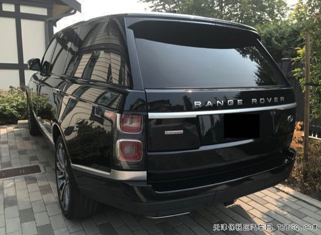 2018款路虎攬勝3.0T創(chuàng)世加長(zhǎng)版 現(xiàn)車絢麗來(lái)襲