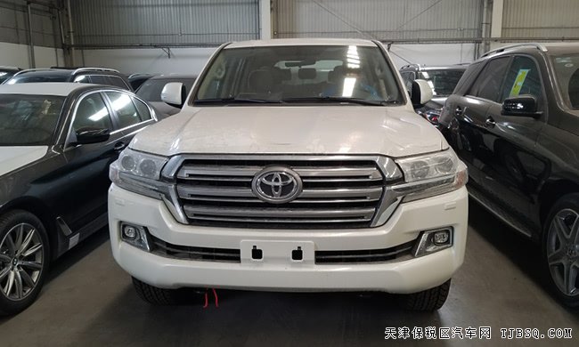 2018款豐田酷路澤4500中東版 柴油版現(xiàn)車絢麗來襲