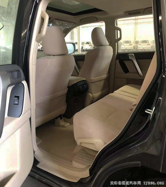 2019款豐田普拉多2700中東版 18輪/天窗/航踏現(xiàn)車43.8萬(wàn)