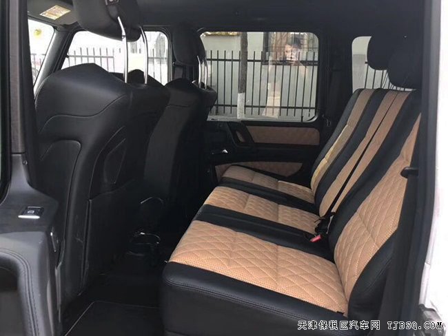 2017款奔馳G63AMG加規(guī)版 三差速鎖/哈曼/天窗現(xiàn)車225萬