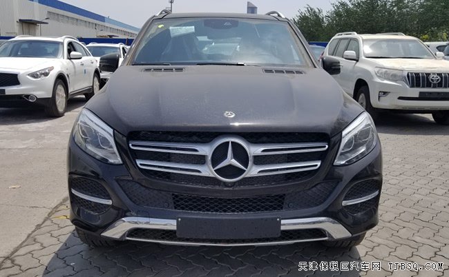 2018款奔馳GLE400中東版 全景天窗/19輪/小牛皮現(xiàn)車74萬