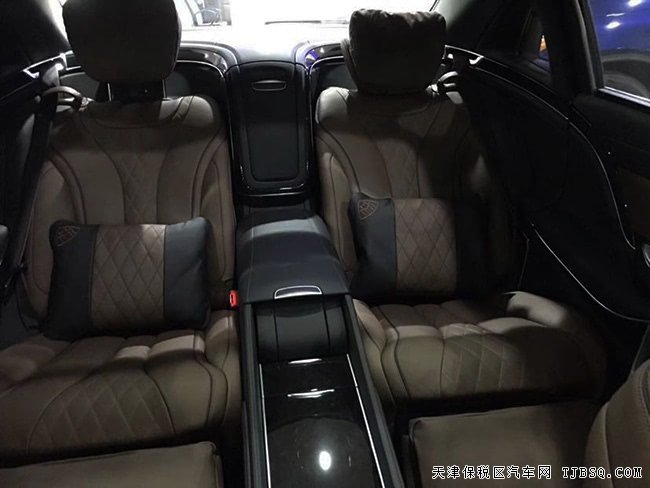 2018款奔馳邁巴赫S560美規(guī)版 4座/小桌板/駕輔現(xiàn)車249萬