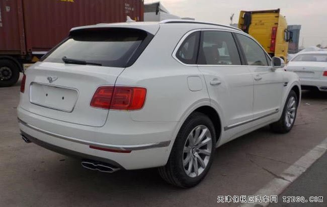2018款賓利添越4.0T柴油版 全景天窗/5座/20輪現(xiàn)車233萬