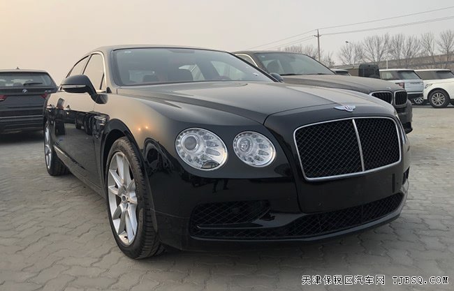 2017款賓利飛馳V8S歐規(guī)版 四座/后娛/舒適包現(xiàn)車(chē)245萬(wàn)