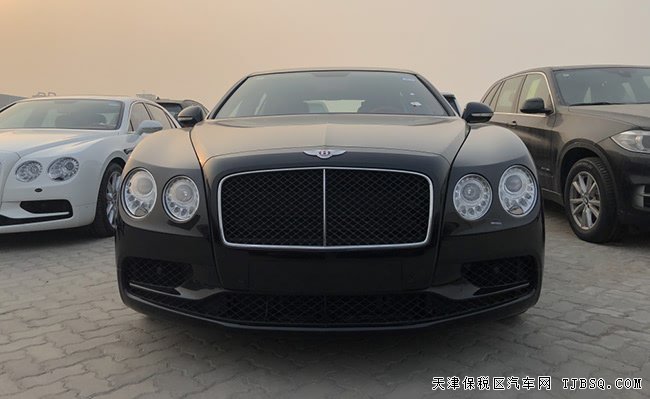 2017款賓利飛馳V8S歐規(guī)版 四座/后娛/舒適包現(xiàn)車(chē)245萬(wàn)