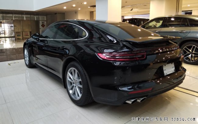 18款保時(shí)捷Panamera4S加規(guī)版 全景/19輪/BOSE現(xiàn)車135萬