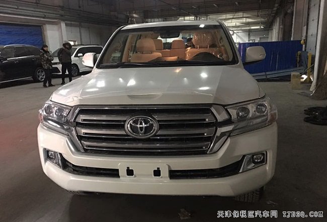 19款豐田酷路澤5700中東版 12氣囊/18輪/天窗現(xiàn)車96.5萬