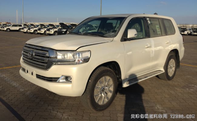 2018款豐田酷路澤4000中東版 18輪/天窗/遙啟現(xiàn)車68萬