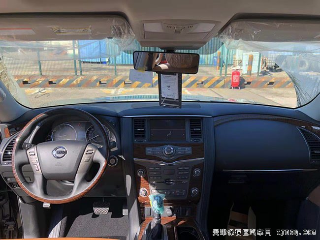 19款日產(chǎn)途樂Y62鉑金中東版 20輪/環(huán)影/豪華包現(xiàn)車59萬