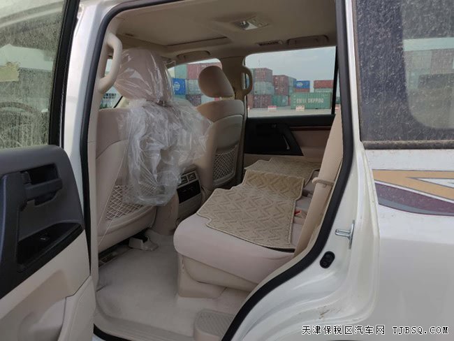 2018款豐田酷路澤4000中東版 陸巡4.0L現(xiàn)車熱賣