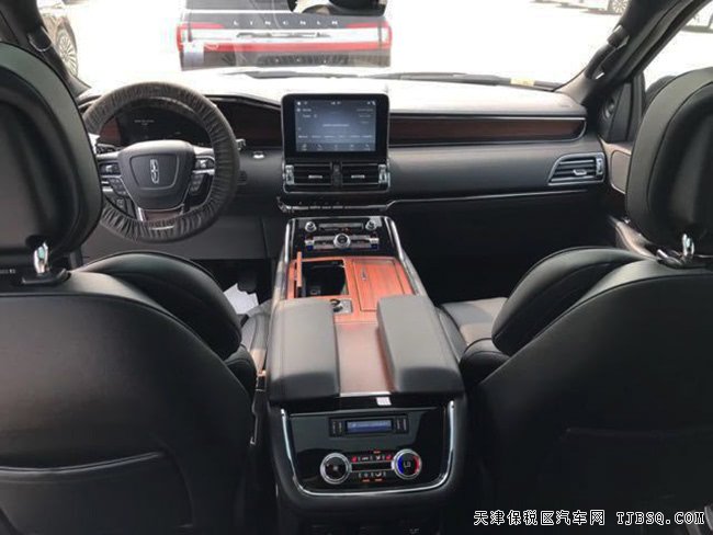 18款林肯領(lǐng)航員3.5T美規(guī)版 200A/科技包/22輪現(xiàn)車(chē)120萬(wàn)