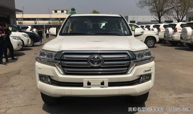 2018款豐田酷路澤4000中東版 18輪/遙啟/天窗現(xiàn)車68.5萬