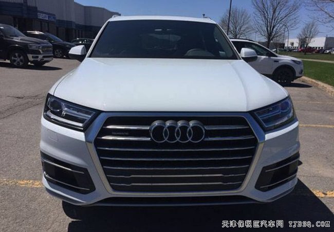 2018款?yuàn)W迪Q7加規(guī)版 全景天窗/7座/手寫板現(xiàn)車65萬優(yōu)選