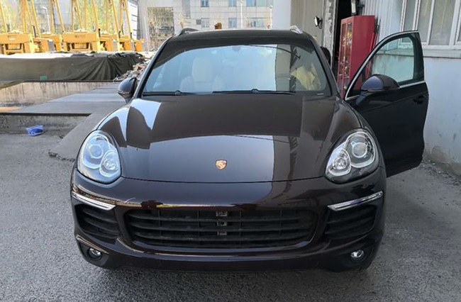 18款保時(shí)捷卡宴3.6L鉑金版 豪華包/全景/金屬漆現(xiàn)車93萬