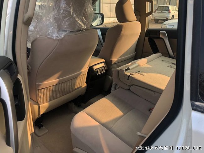 2019款豐田普拉多2700中東版 17輪/7座/底掛現(xiàn)車43.5萬