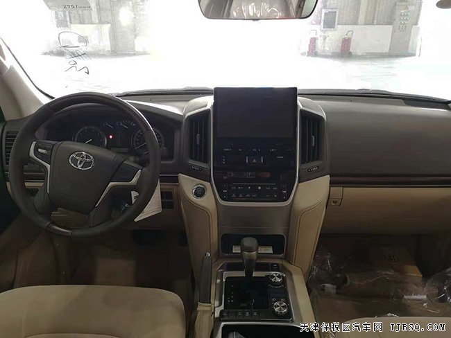 2019款豐田酷路澤4000中東版 陸巡4.0L現(xiàn)車專享