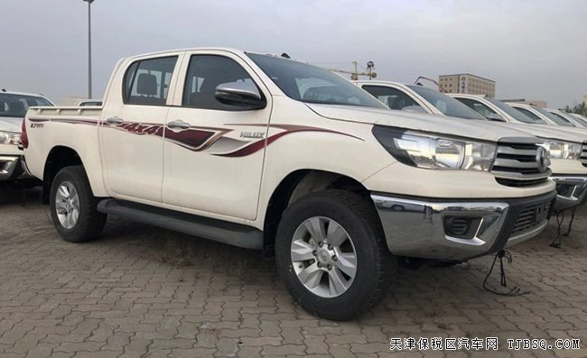 2018款豐田海拉克斯2.7L中東版 17鋁輪/3氣囊現(xiàn)車(chē)29.7萬(wàn)