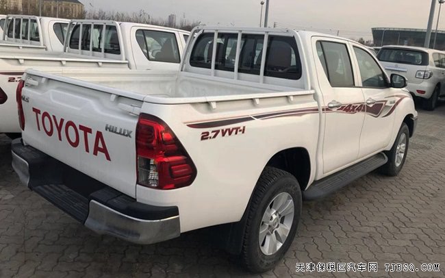 2018款豐田海拉克斯2.7L中東版 17鋁輪/3氣囊現(xiàn)車(chē)29.7萬(wàn)