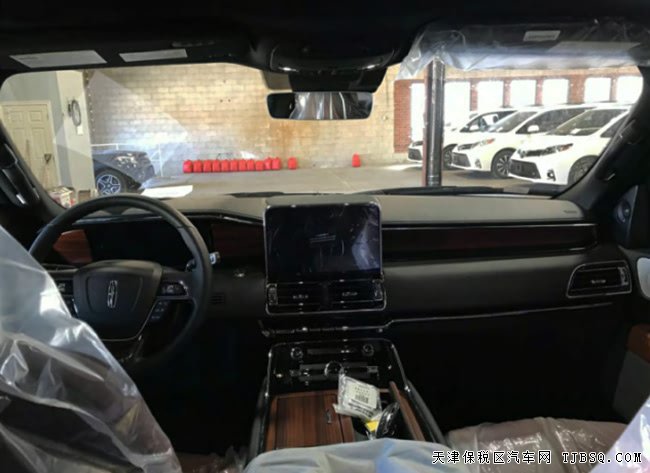 18款林肯領(lǐng)航員3.5T美規(guī)版 300A/科技包/后娛現(xiàn)車125萬