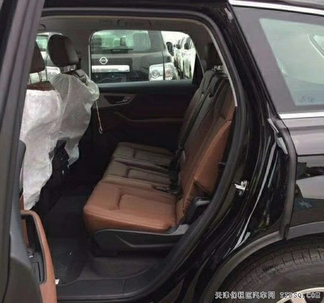 平行進口車18款奧迪Q7歐規(guī)版 全景天窗/19輪現(xiàn)車54.5萬