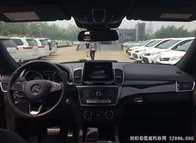 2018款奔馳GLE43AMG加規(guī)版 燈包/運動包/豪華包現(xiàn)車80萬