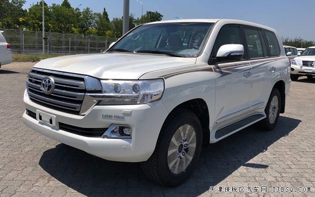 2018款豐田酷路澤4600中東版 18輪/遙啟/天窗現(xiàn)車85.8萬(wàn)