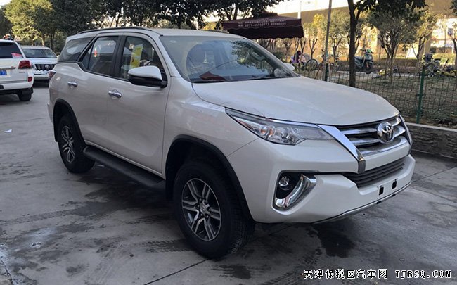 2018款豐田穿越者2700中東版 7座/3氣囊/17輪現(xiàn)車29.8萬