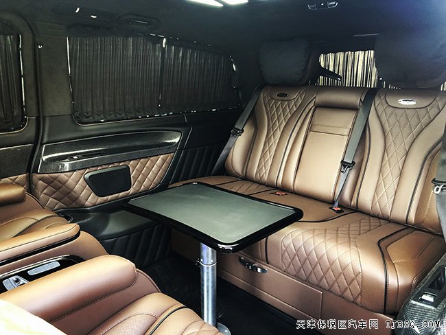 2019款奔馳V250中東版 19輪/智能座椅/小桌板現(xiàn)車(chē)88萬(wàn)
