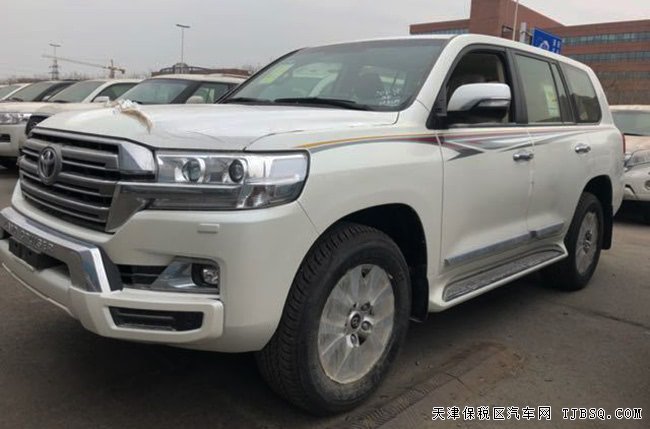 18款豐田酷路澤4600中東版 18輪/天窗/前小杠現(xiàn)車83.3萬(wàn)