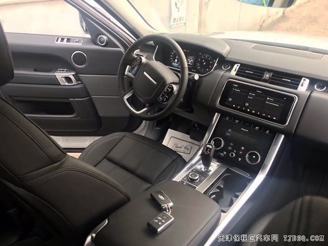 2018款路虎攬勝運(yùn)動(dòng)汽油版 加版攬運(yùn)現(xiàn)車(chē)惠滿(mǎn)津港