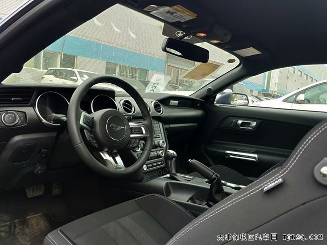平行進口車福特野馬2.3T加規(guī)版 18款現(xiàn)車震撼專享