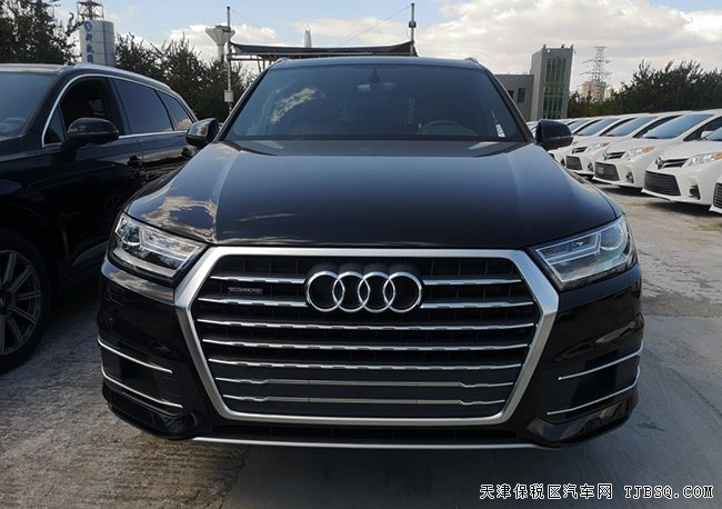 2018款?yuàn)W迪Q7加規(guī)版 20輪/全景天窗/手寫板現(xiàn)車63.5萬(wàn)