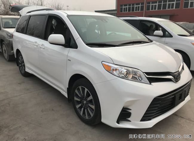 2018款豐田塞納3.5L四驅(qū)版 豪華MPV現(xiàn)車震撼呈現(xiàn)
