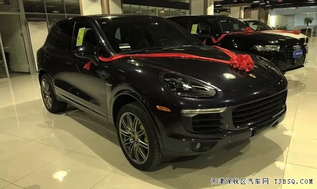 2018款保時(shí)捷卡宴3.0T加規(guī)版 天津港現(xiàn)車優(yōu)惠起航