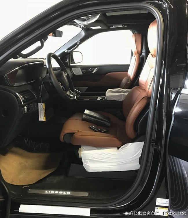2018款林肯領(lǐng)航員七座SUV 3.0T美規(guī)版現(xiàn)車優(yōu)惠精選
