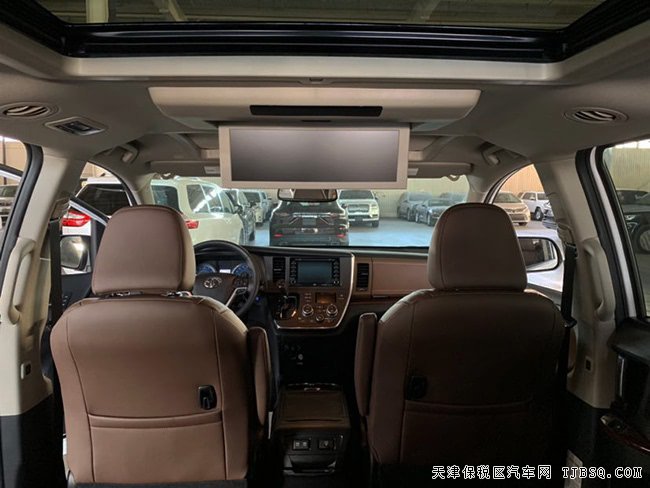 18款豐田塞納3.5L四驅頂配版 雷達測距/雙天窗現車58萬