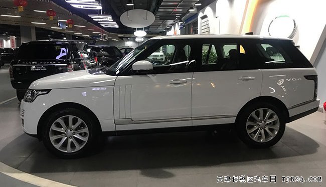 17款路虎攬勝3.0T柴油VOGUE版 二代/20輪/全景現(xiàn)車107萬