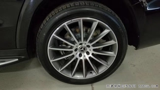 2019款奔馳GLS450AMG加規(guī)版 駕輔包/豪華包現(xiàn)車106.5萬