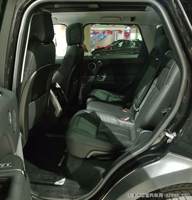 2019款路虎攬勝運動汽油版 20輪/金屬漆/駕輔包現(xiàn)車82萬