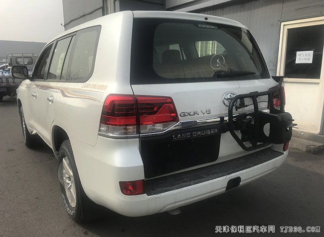 19款豐田酷路澤4000中東版 8氣囊/天窗/后掛現(xiàn)車(chē)67.8萬(wàn)