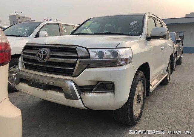 2019款豐田酷路澤4000中東版 18輪/天窗/前小杠現(xiàn)車(chē)70萬(wàn)