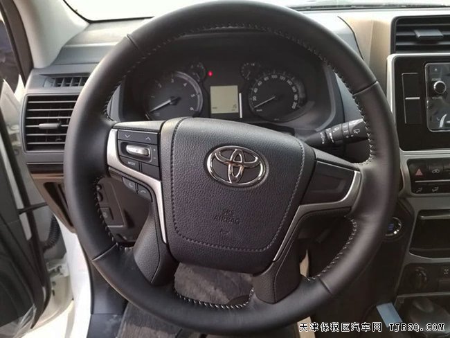 2019款豐田霸道3000中東版 后掛備胎/天窗/17輪現(xiàn)車(chē)57萬(wàn)
