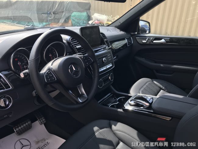 2018款奔馳GLE400加規(guī)版 燈包/豪華包/駕輔包現(xiàn)車78.5萬