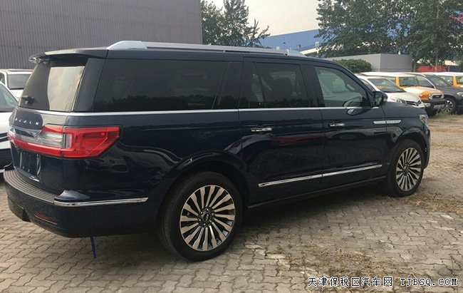 2018款林肯領(lǐng)航員7座SUV 3.5T美規(guī)版現(xiàn)車優(yōu)惠酬賓