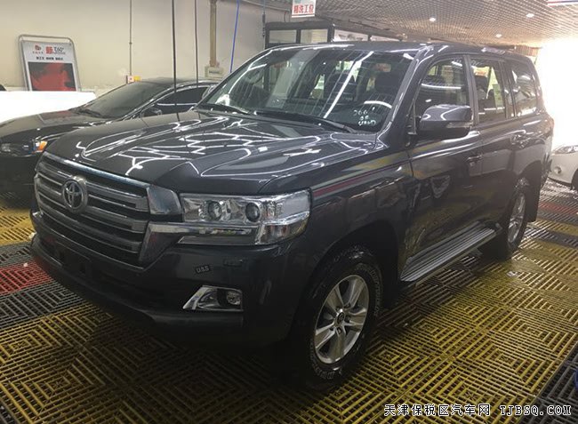 2018款豐田酷路澤4500柴油中東版 7座手續(xù)/17輪現(xiàn)車87萬