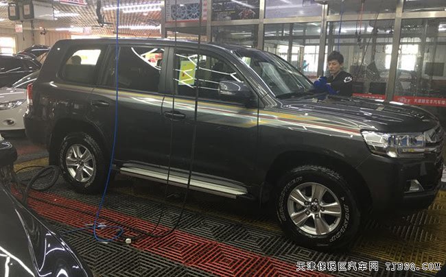 2018款豐田酷路澤4500柴油中東版 7座手續(xù)/17輪現(xiàn)車87萬