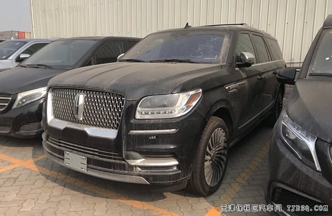 18款林肯領(lǐng)航員3.5T美規(guī)版 800A包/科技包/22輪現(xiàn)車(chē)139萬(wàn)