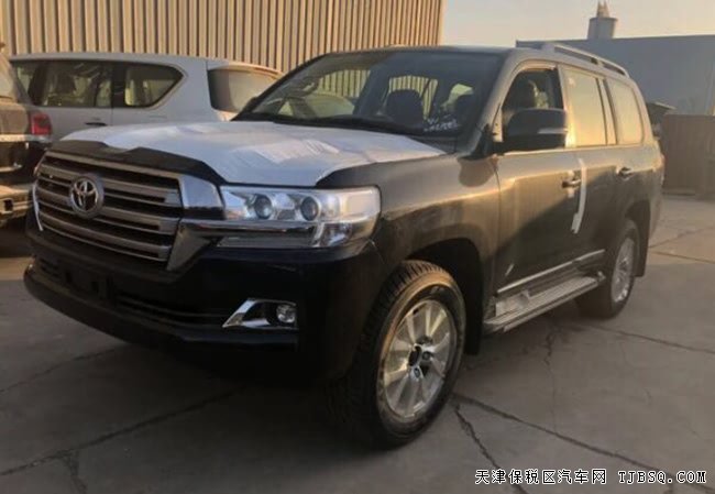 18款豐田酷路澤4000中東版 雙差/18輪/8氣囊現(xiàn)車70.5萬(wàn)