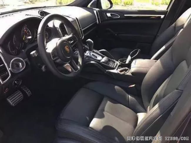 2019款保時(shí)捷卡宴3.0T混動(dòng)版 豪華SUV現(xiàn)車(chē)優(yōu)惠促