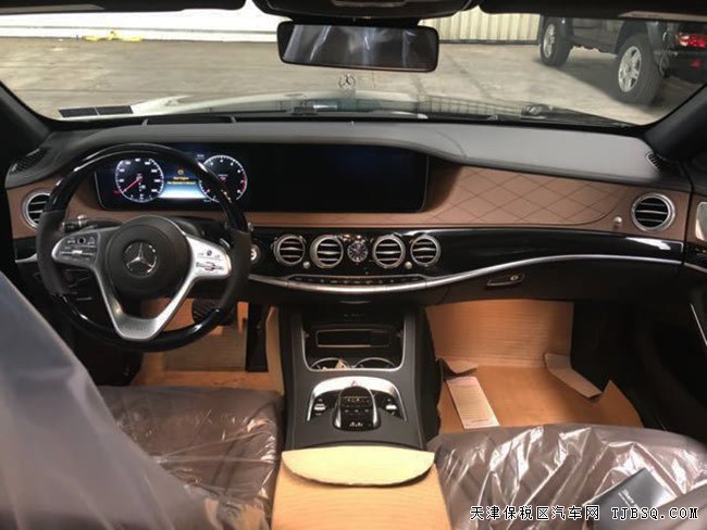 2019款奔馳邁巴赫S560美規(guī)版 保稅區(qū)現(xiàn)車尊享極致
